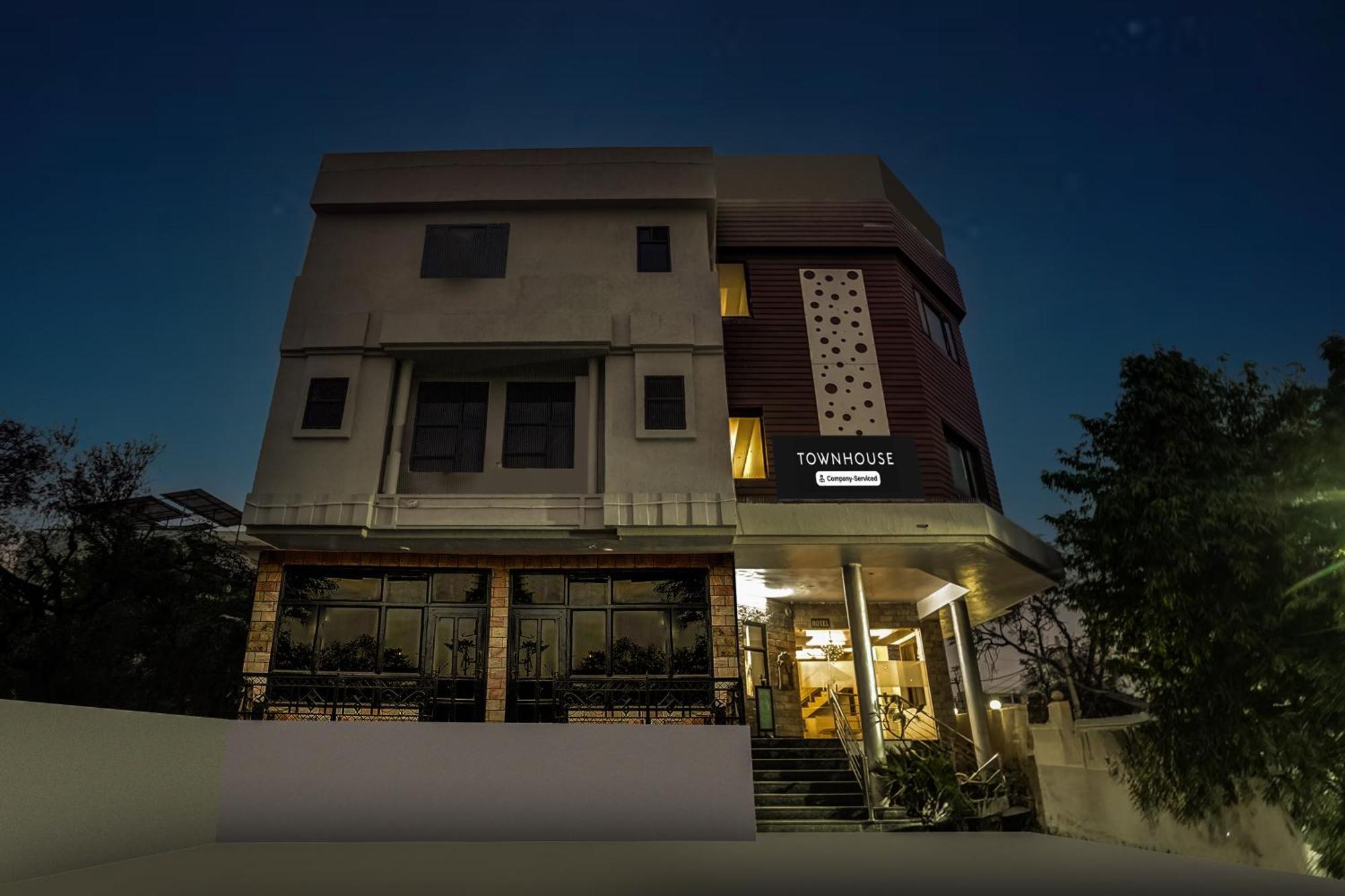 Super Townhouse Sikar Road Jaipur Formerly Hotel Aroma Inn エクステリア 写真